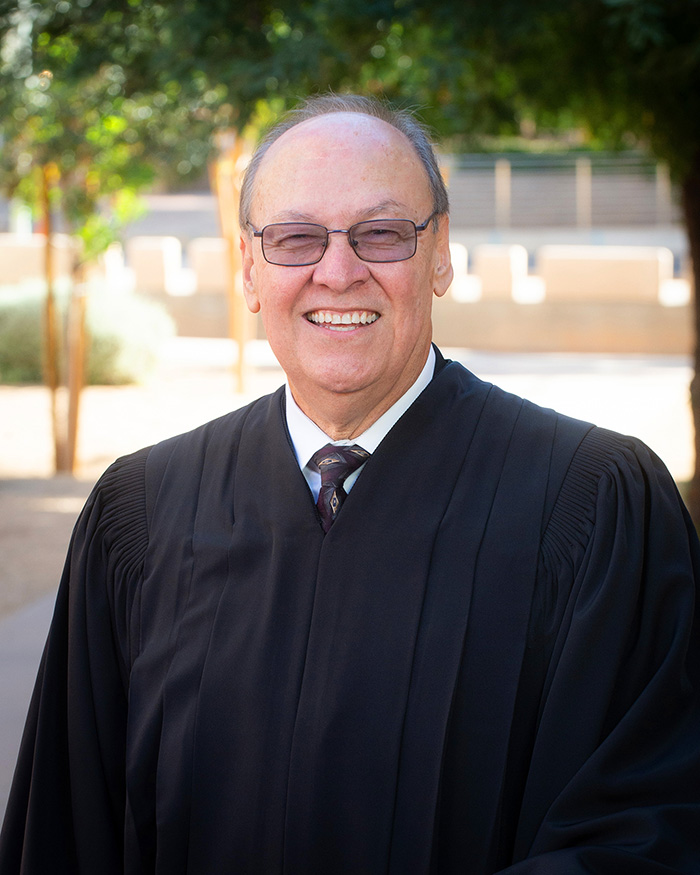 Photo of Judge Enrique Medina Ochoa